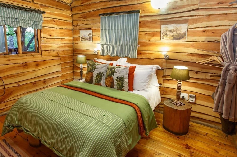 Riverside Lodge photo 3