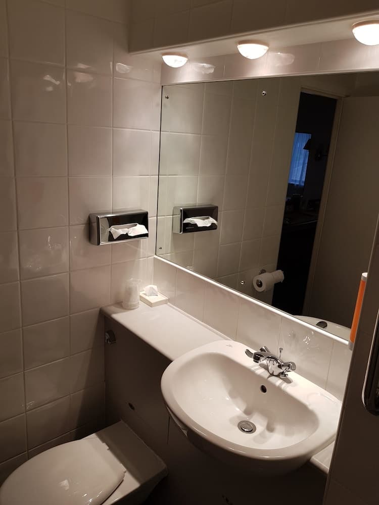 Days Inn by Wyndham Membury M4 photo 4