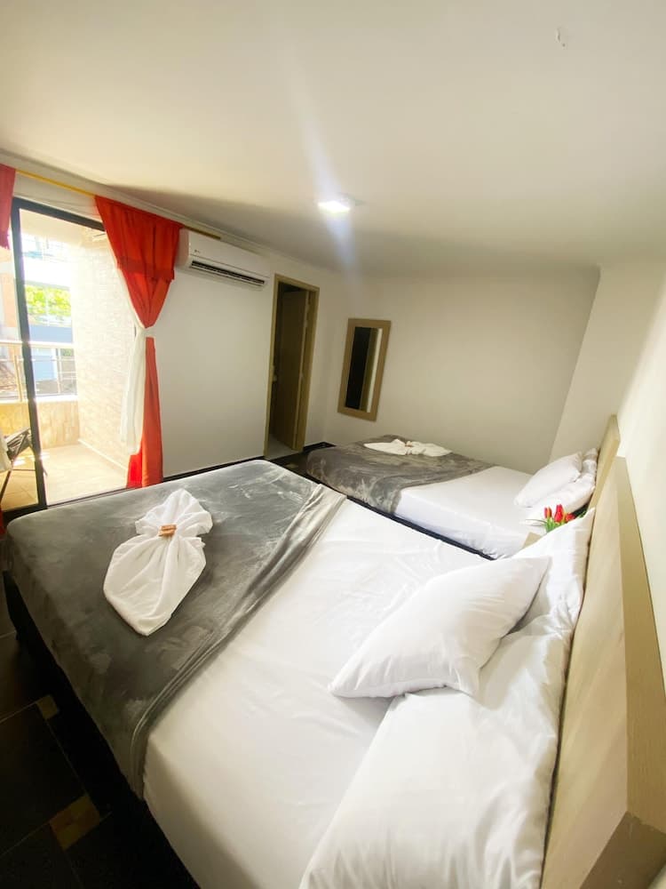 HOTEL COLORES BOUTIQUE photo 3