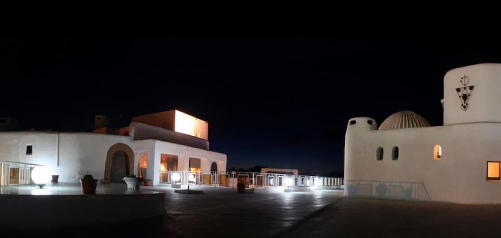 Hotel El Mountazah photo 8