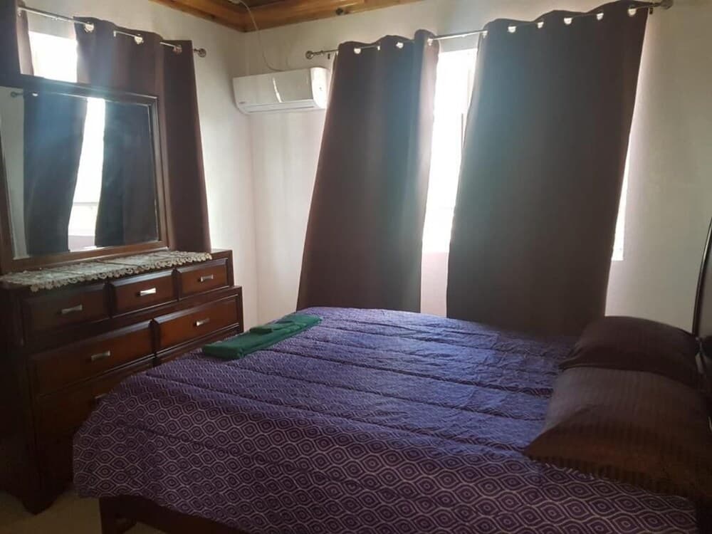 Hill Top Suites photo 5
