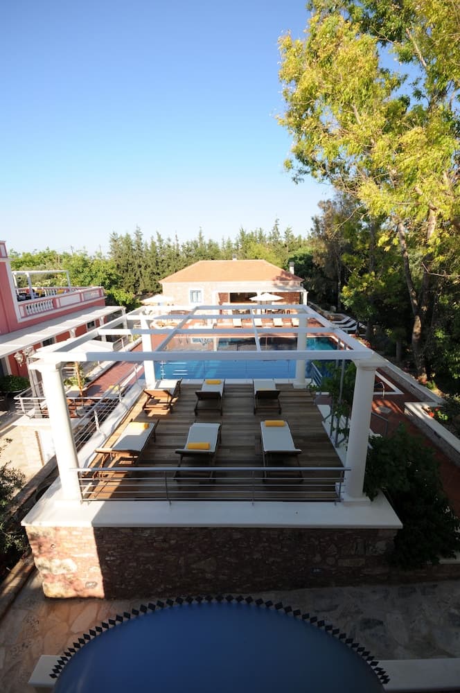Metohi Georgila photo 9