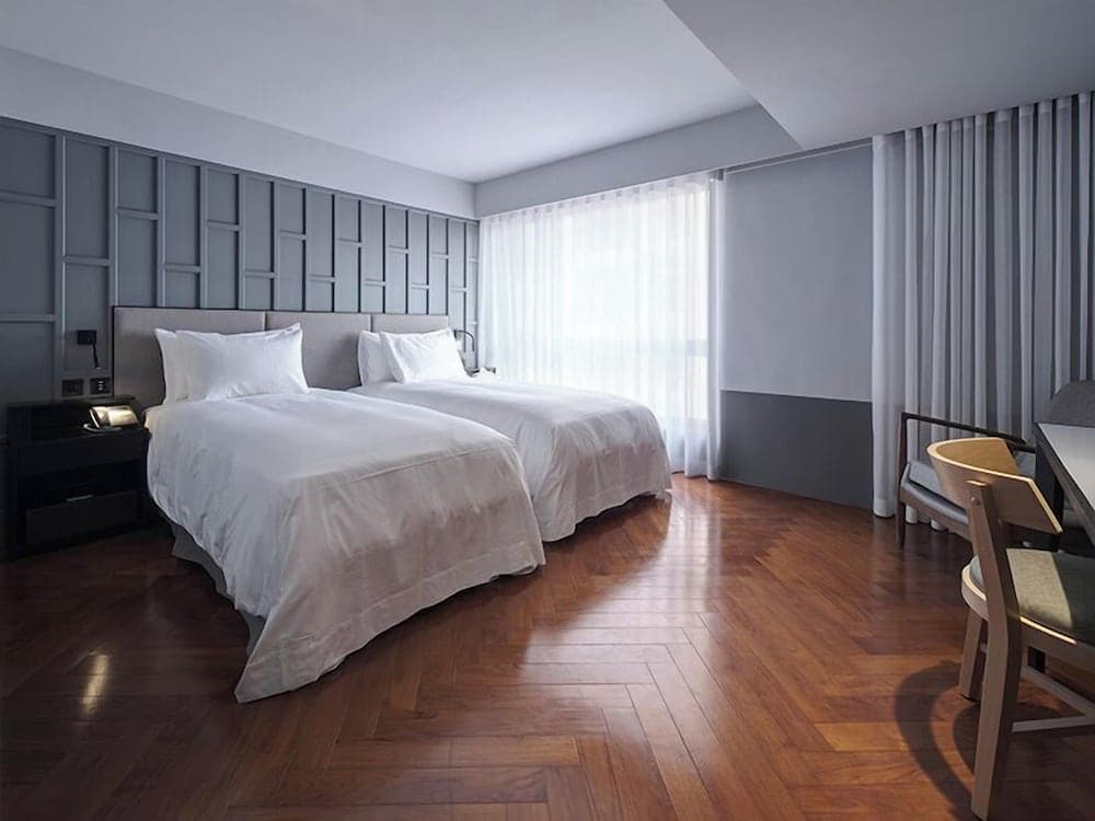 Red Dot Hotel photo 4