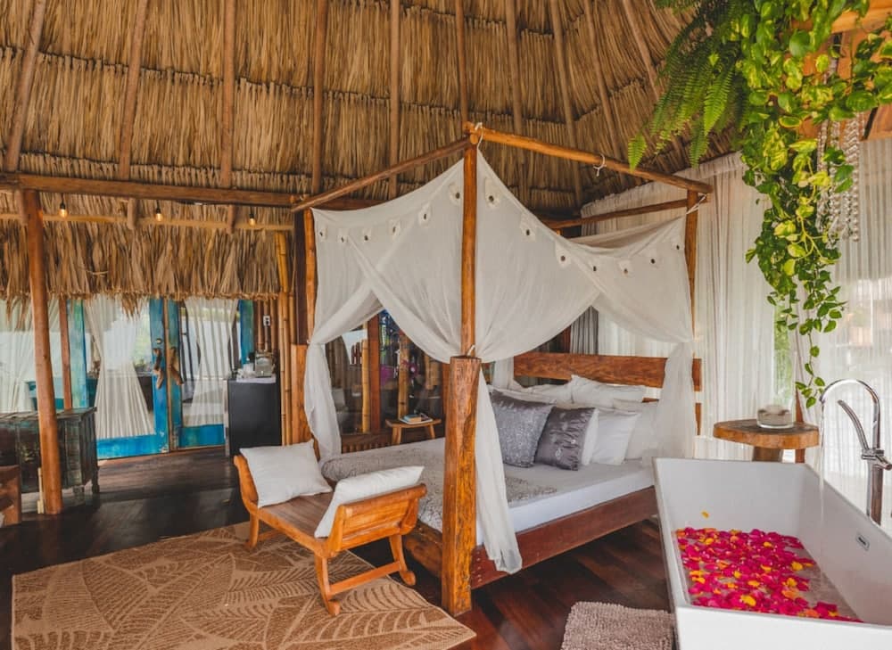 Overwater villa with pool Aruba photo 2