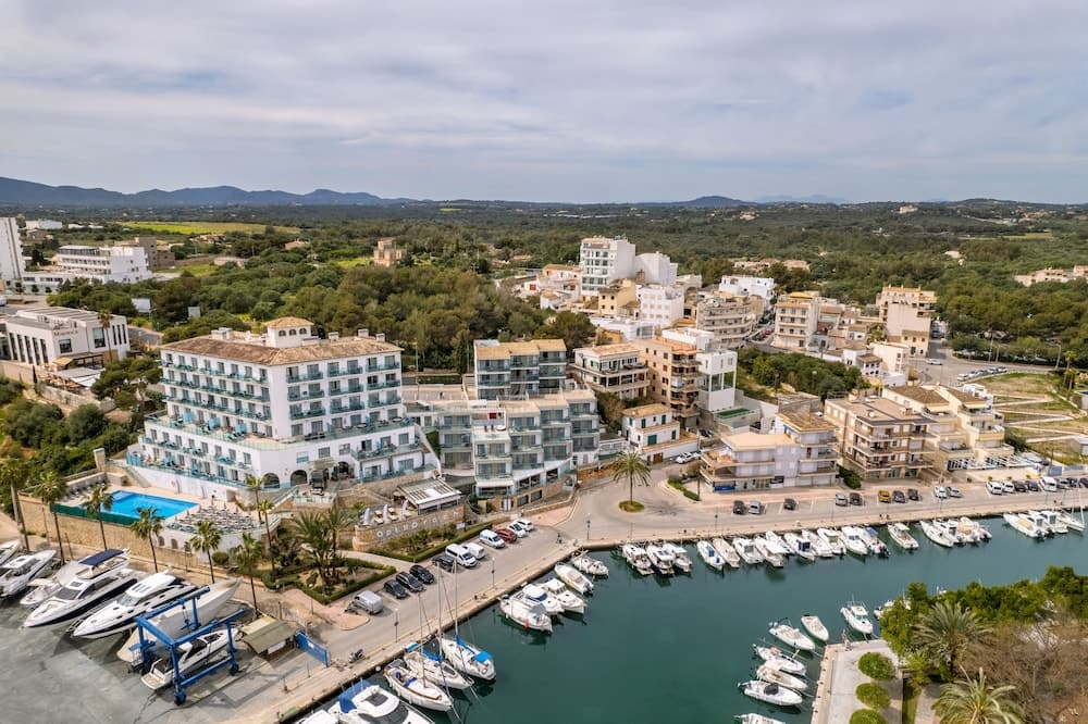 Portodrach Aparthotel & Suites photo 5