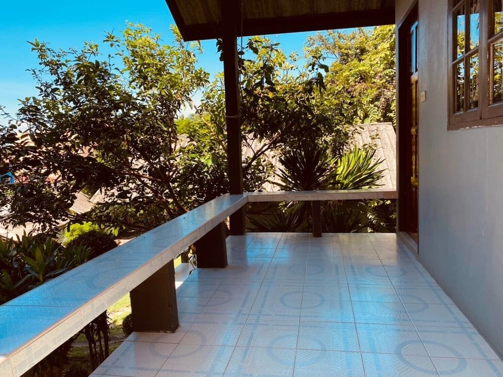 Phupha Bungalow photo 6