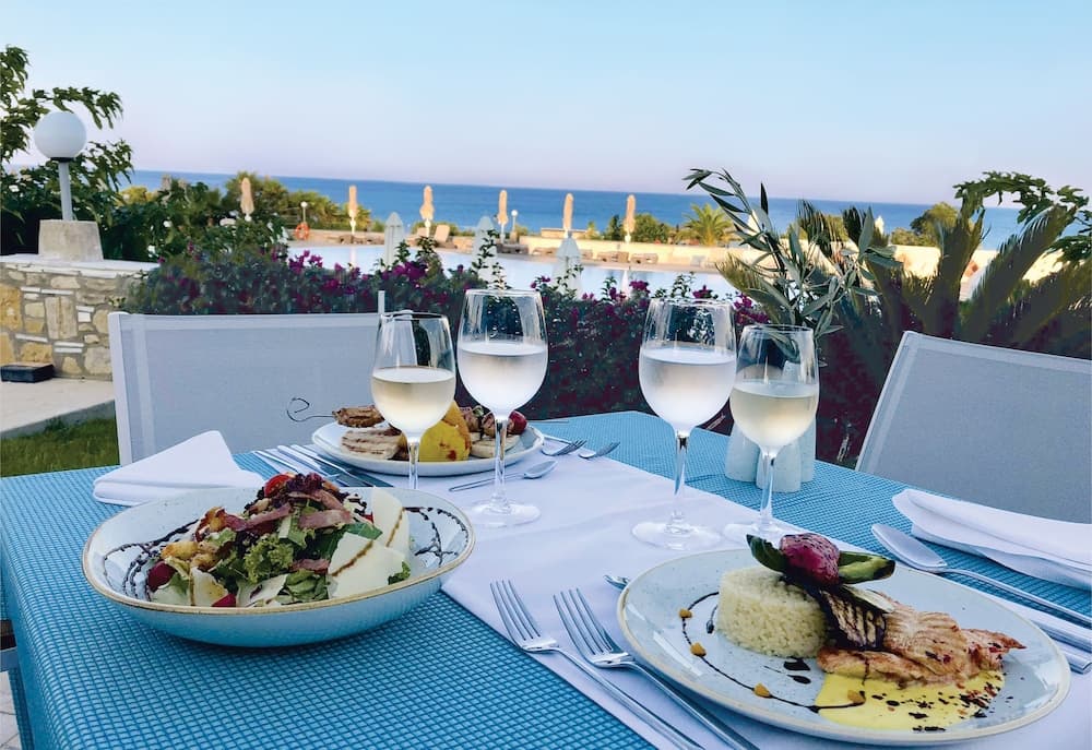 Grand Blue Beach Hotel photo 2