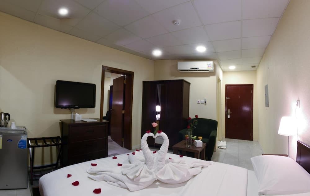 Palms Lily Hotel Suites photo 7