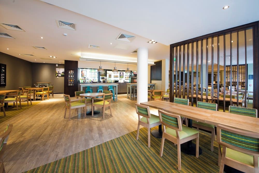 Premier Inn Edinburgh Cc Royal Mile photo 2