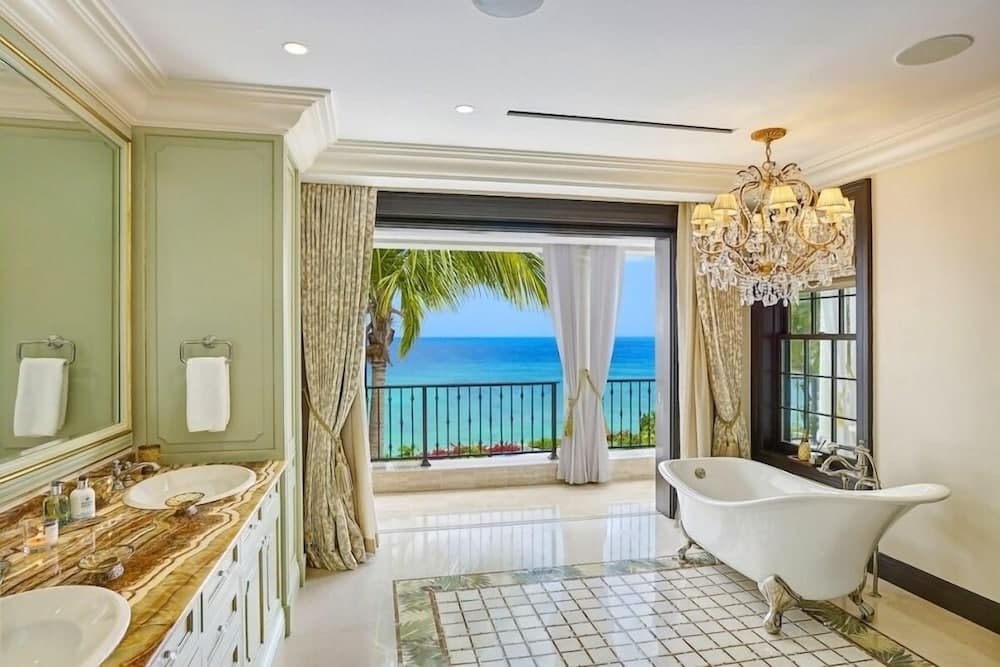 Villa Seaclusion photo 8