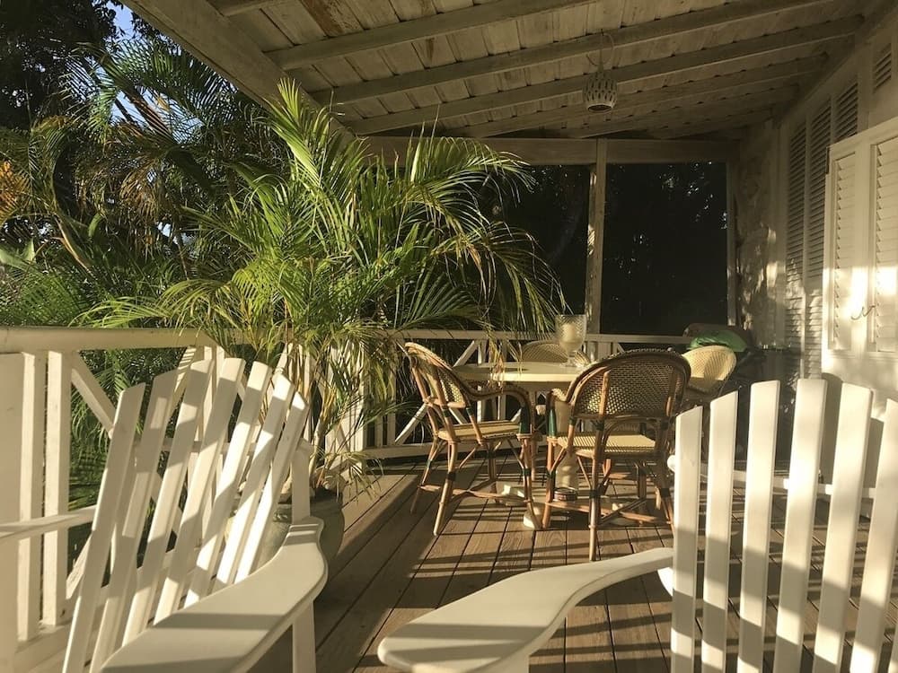 Charming 2-Bed Cottage By Beach by BSL Rentals photo 5