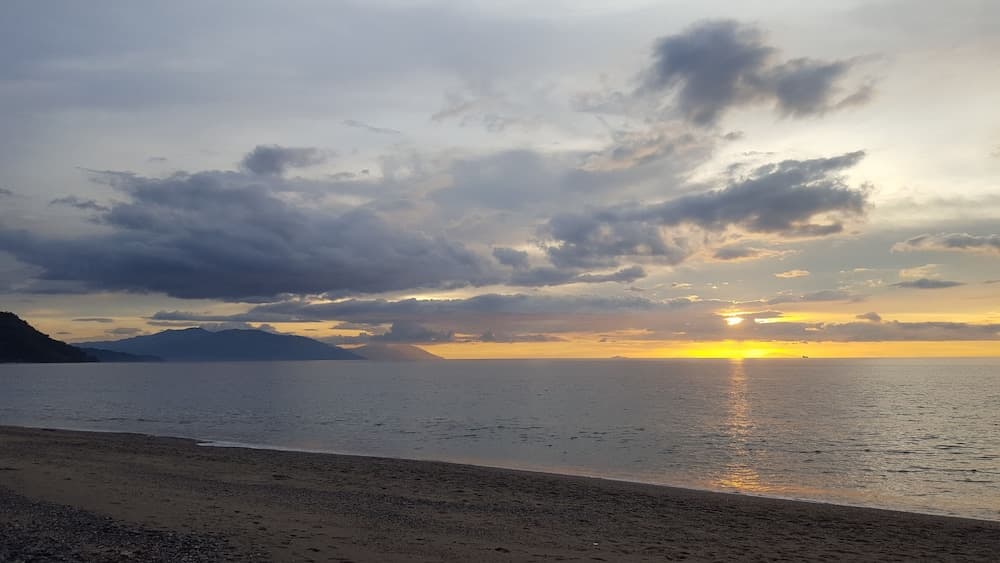 Dreamwave Hotel Puerto Galera photo 3