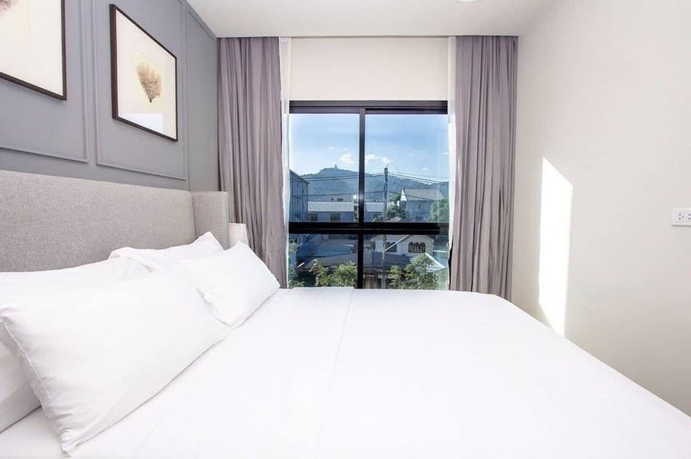 Dlux Condominium photo 9