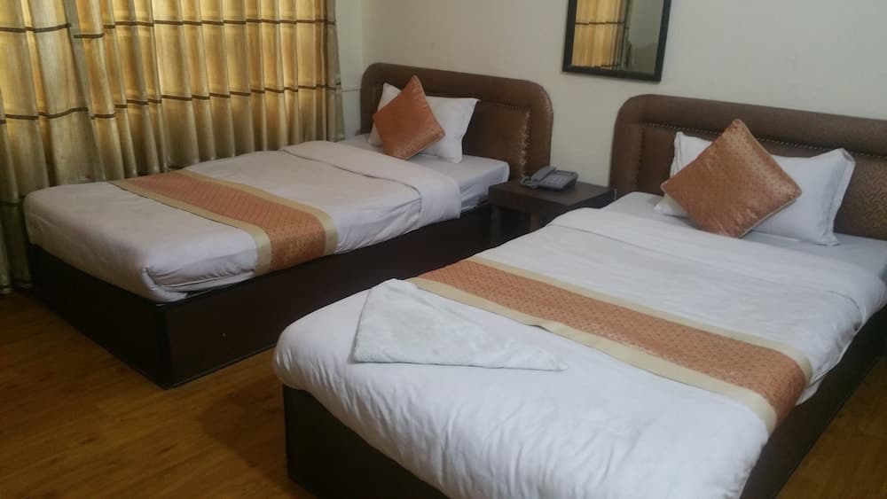 Hotel Holy Temple Tree & Chautari Cafe photo 8