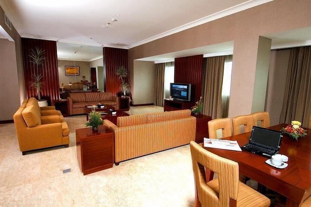 Claro Makassar photo 9