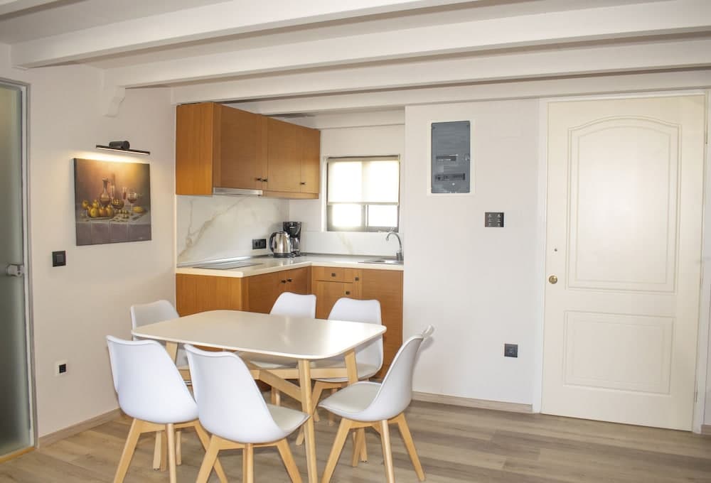 Elina Hotel Apartments photo 7