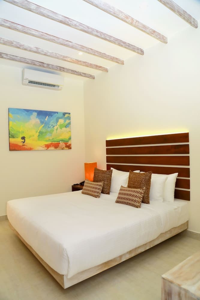 Hotel Cloud Nine photo 2