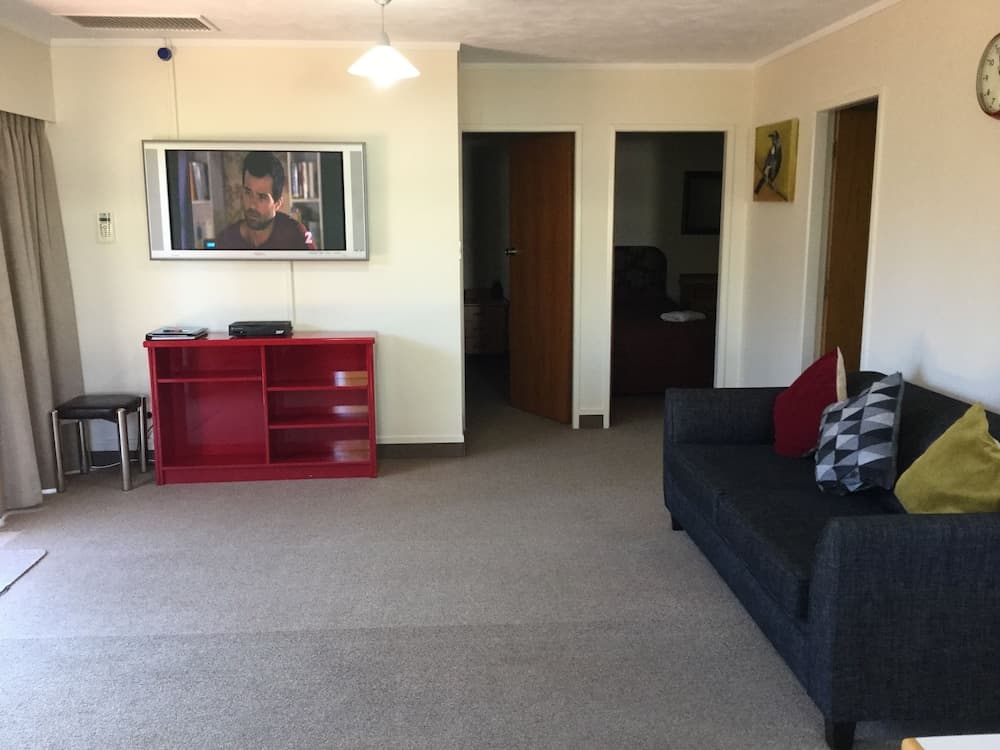 Beetham Park Motel photo 3