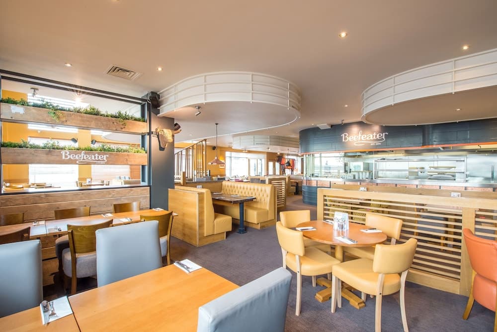 Premier Inn Swansea Waterfront photo 9