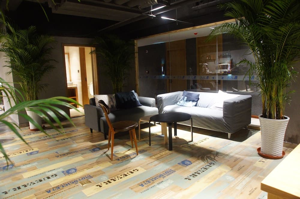 Manchen Hotel photo 4