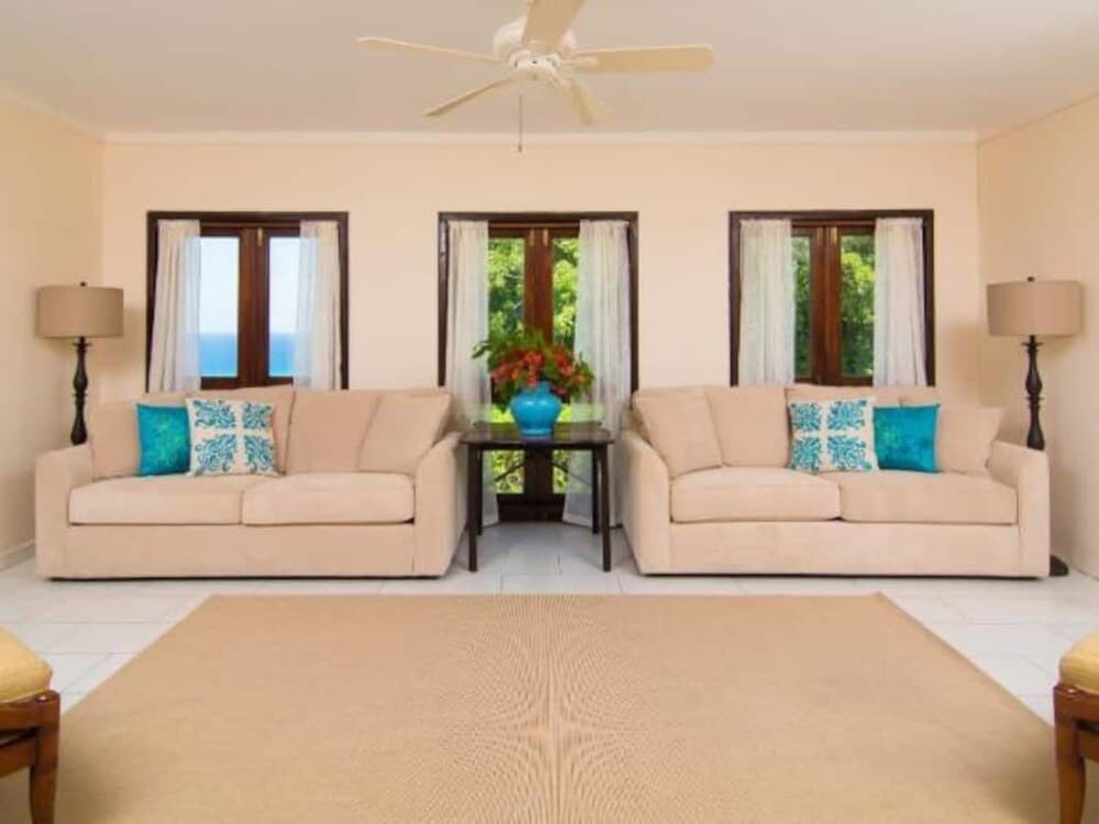 Half Hill 1BR photo 6