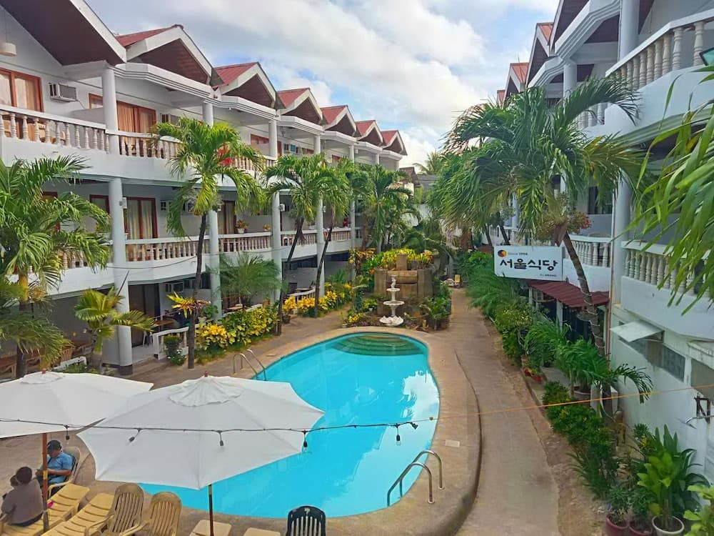 Boracay Peninsula photo 8