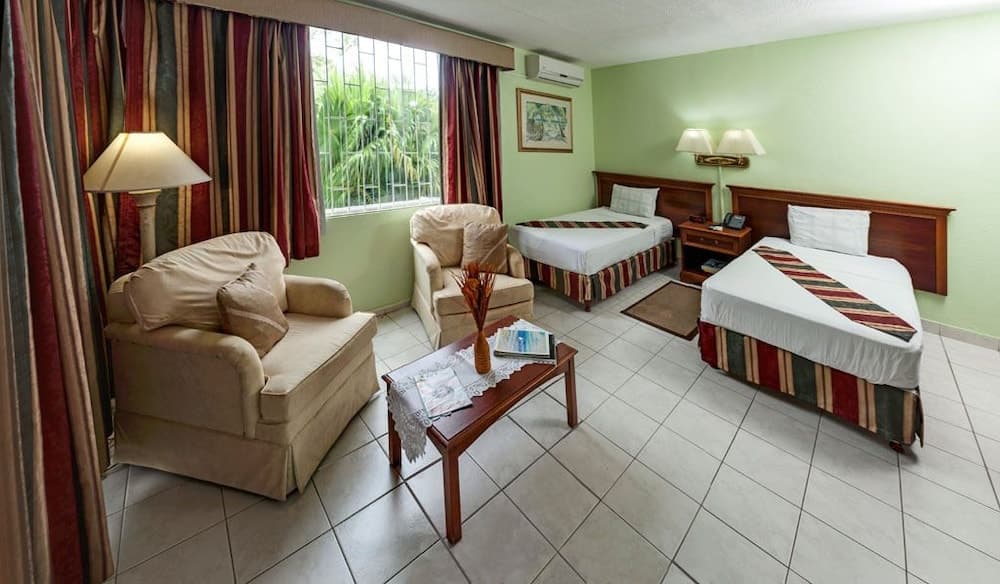 Palm Garden Hotel photo 9