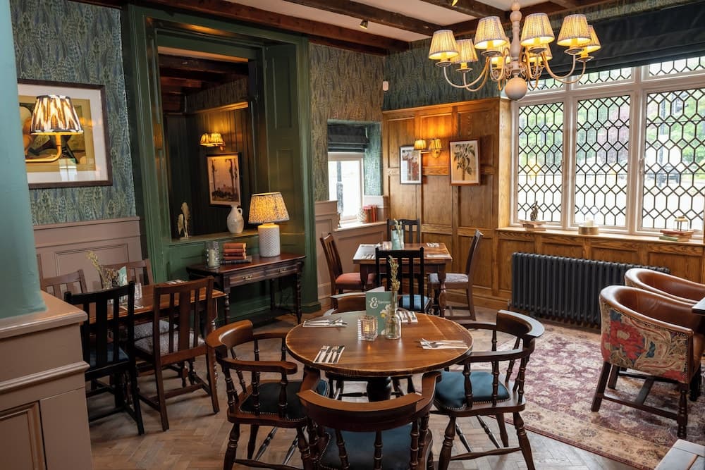 Wheatsheaf Hotel - Virginia Water by Chef and Brewer Collection photo 9