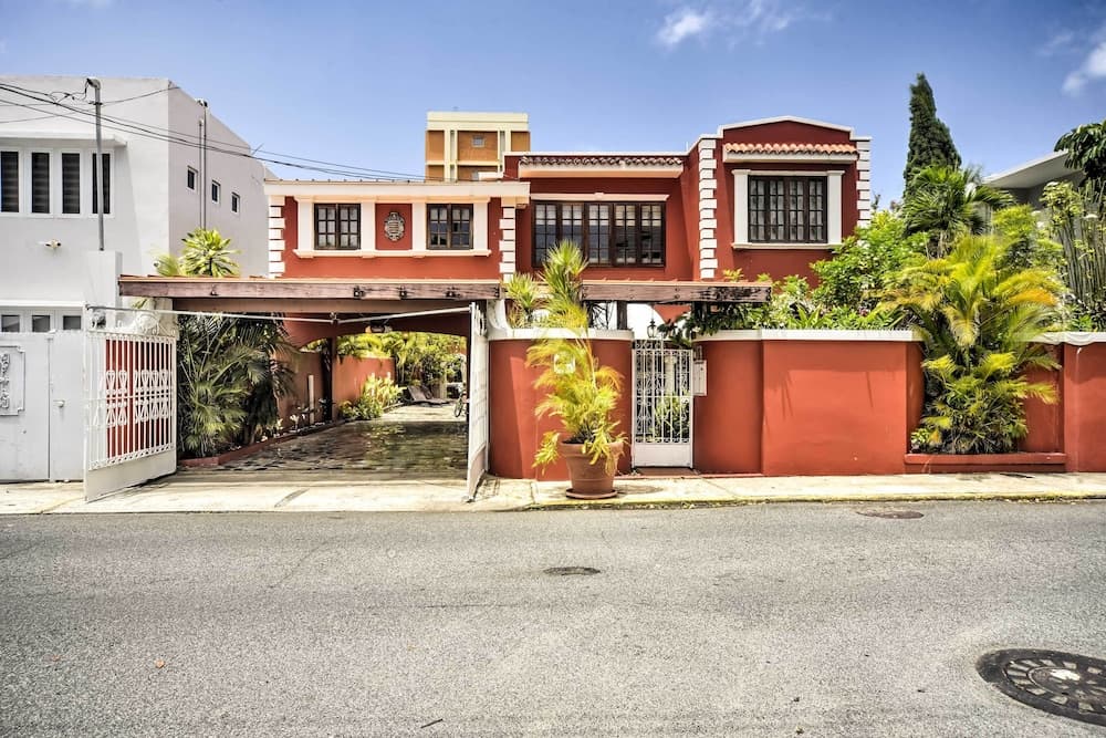 Luxurious San Juan Villa w/ Pool - Walk to Beach! photo 9