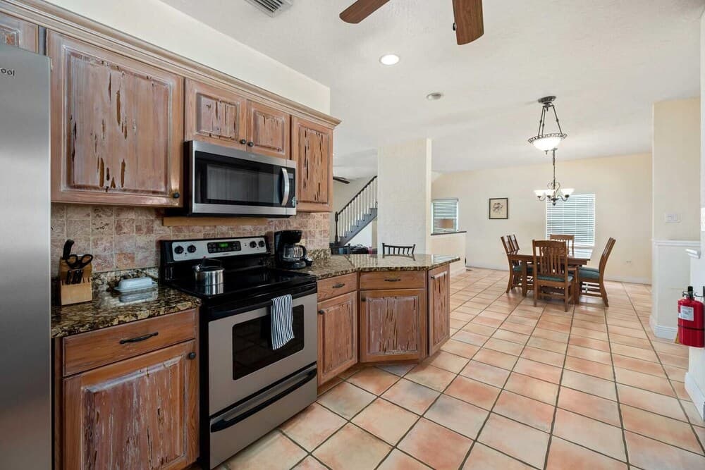 Heritage House photo 2
