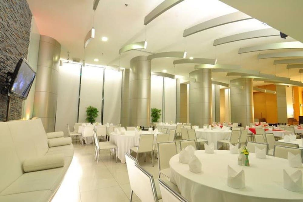 Mayflower Grande Hotel Hat Yai photo 2