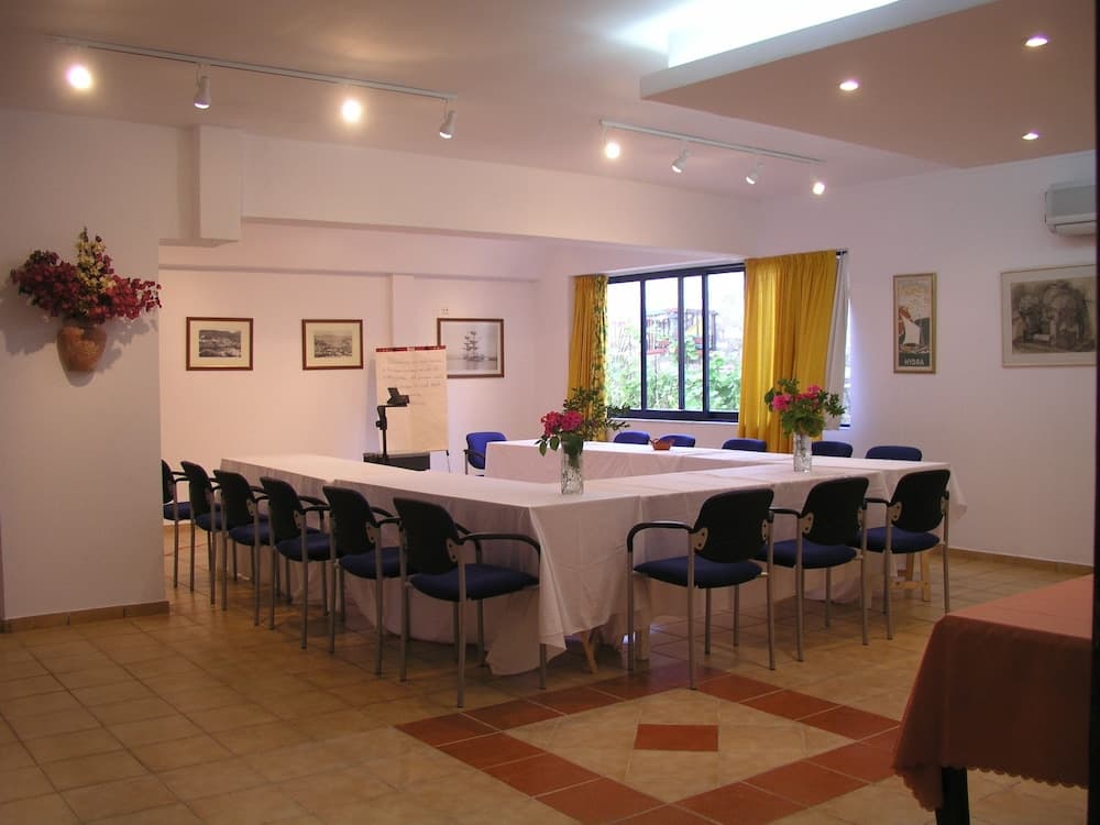 meeting & event spaces
