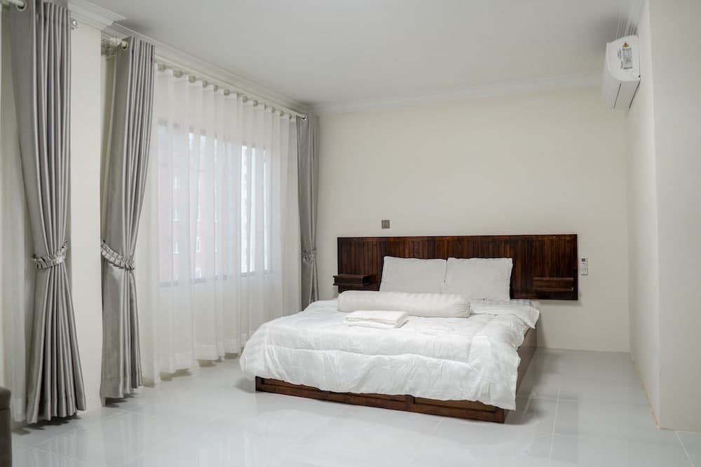 Empire House Phnom Penh