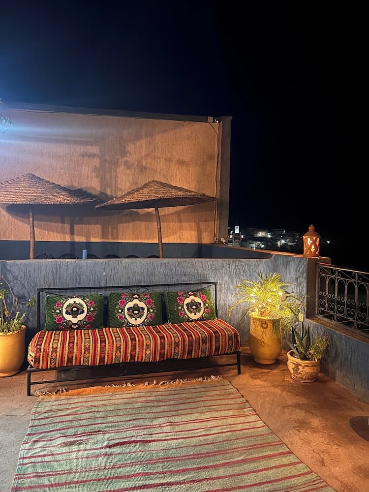 Hiking nomads guesthouse photo 6