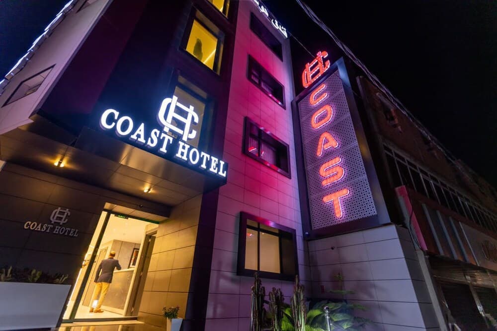 Coast Hotel photo 9