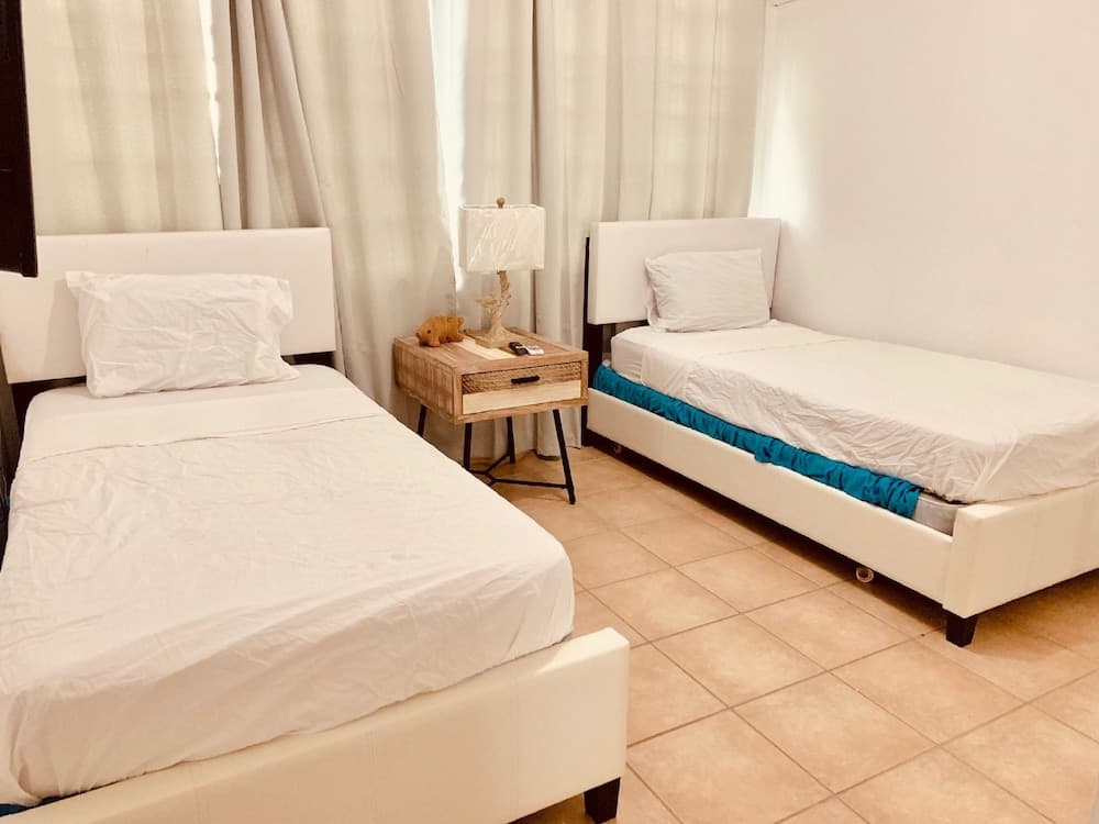 Oceania Apartments at Arecibo 681 Ocean Drive photo 5