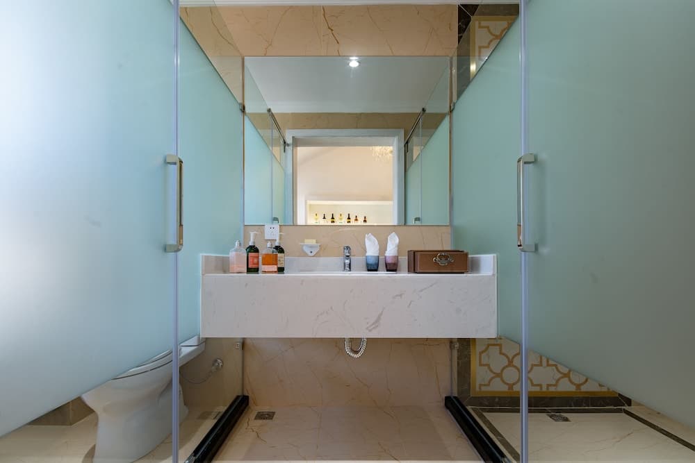 Dali T Hotel photo 2