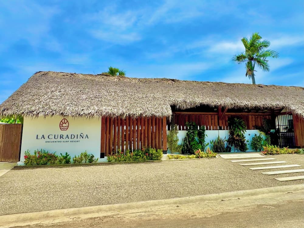 La Curadina Encuentro Surf Resort photo 8