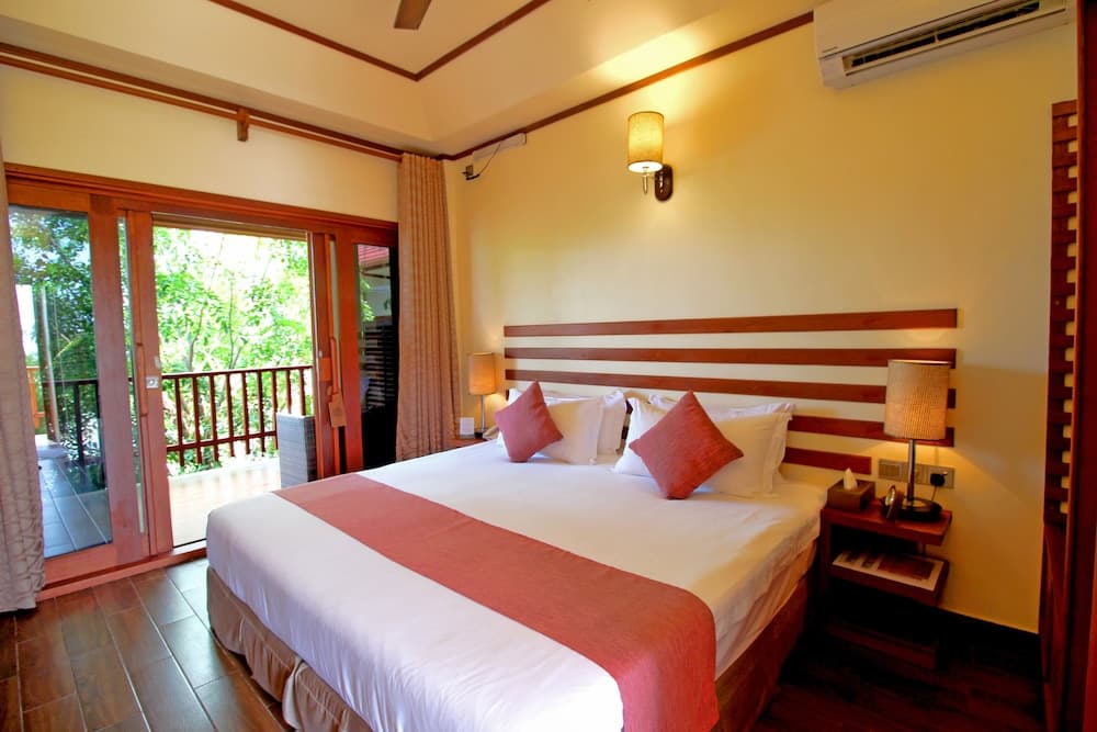 Araamu Hotels Maldives photo 9