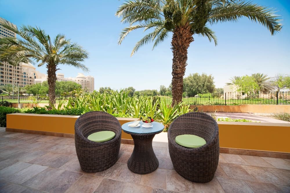 Al Hamra Village Hotel photo 6