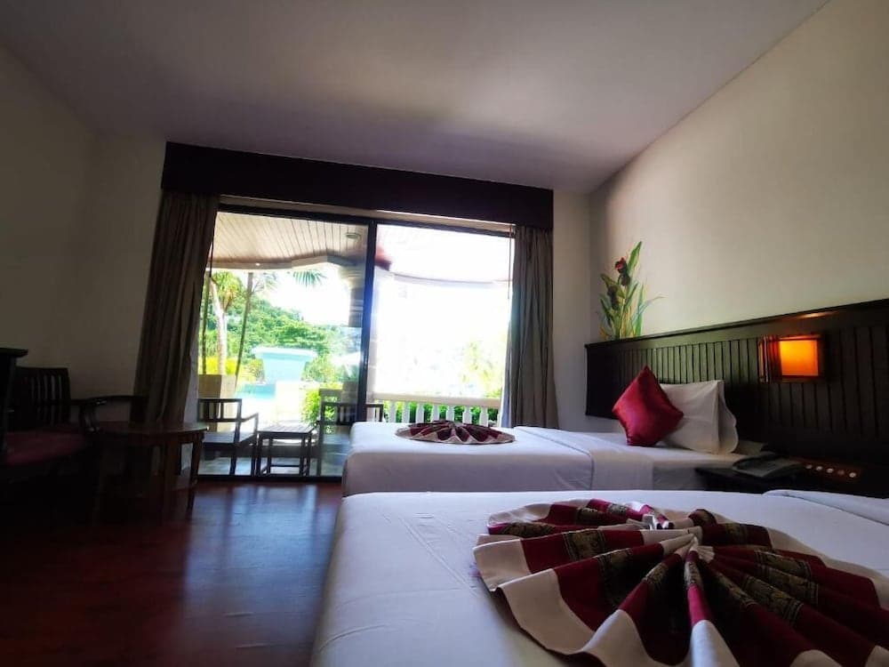 Phi Phi Island Cabana Hotel photo 8