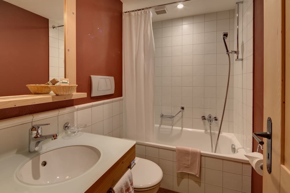 Hotel Alpenrose Wengen photo 4