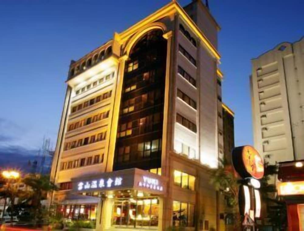 Resort One Hotel