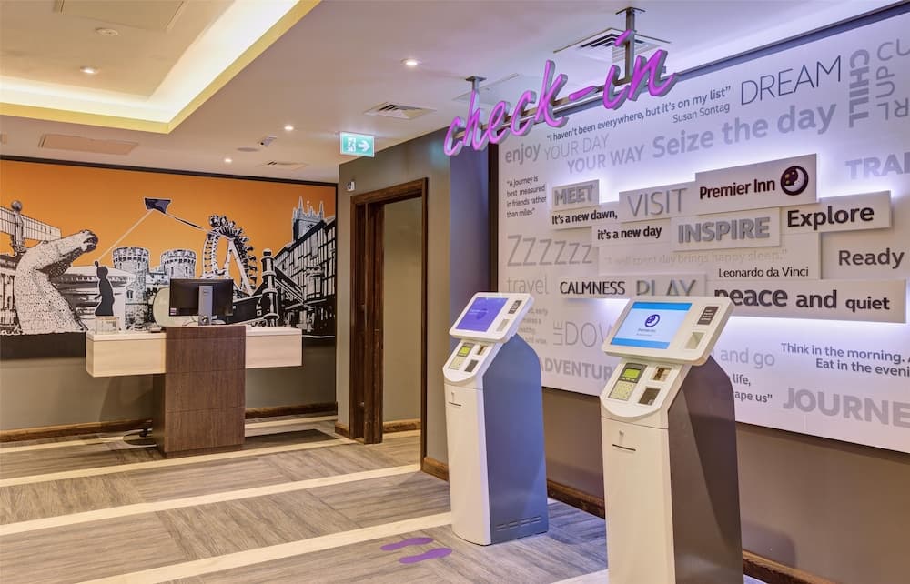 Premier Inn Horsham Town Centre photo 4
