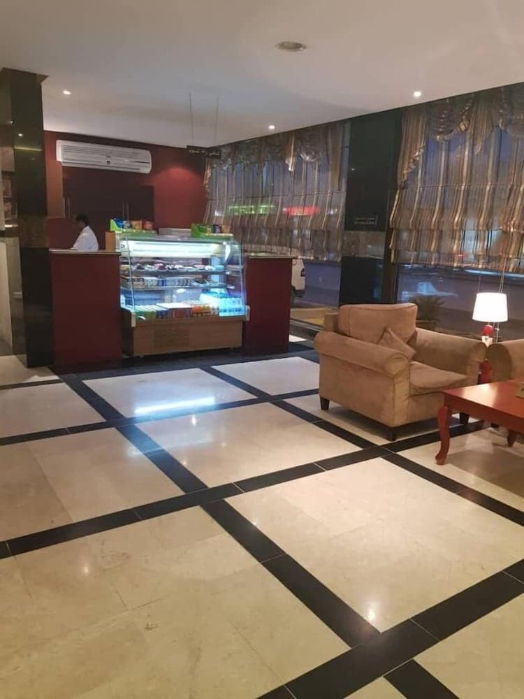 AlMuhaidb Nadwaa Aparthotel photo 6