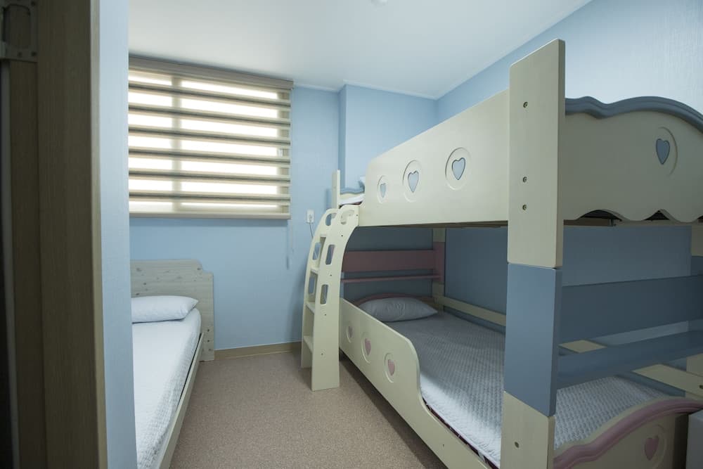 WELL PLUS BNB Guest House photo 7