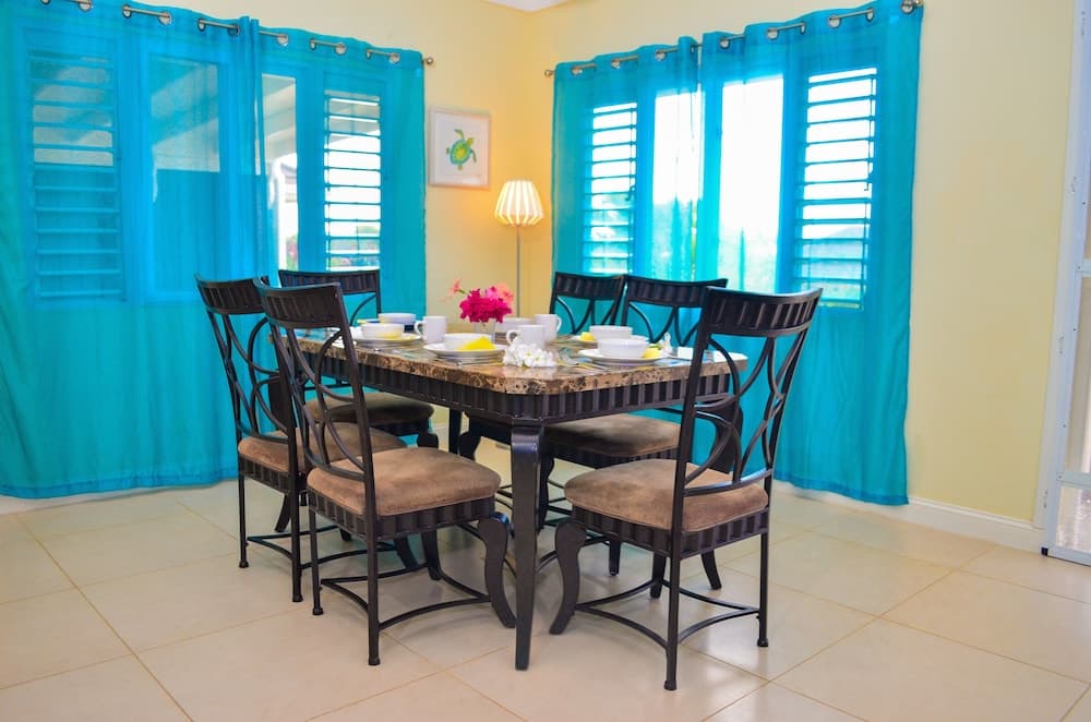 Ocho Rios at Coolshade Richmond photo 2