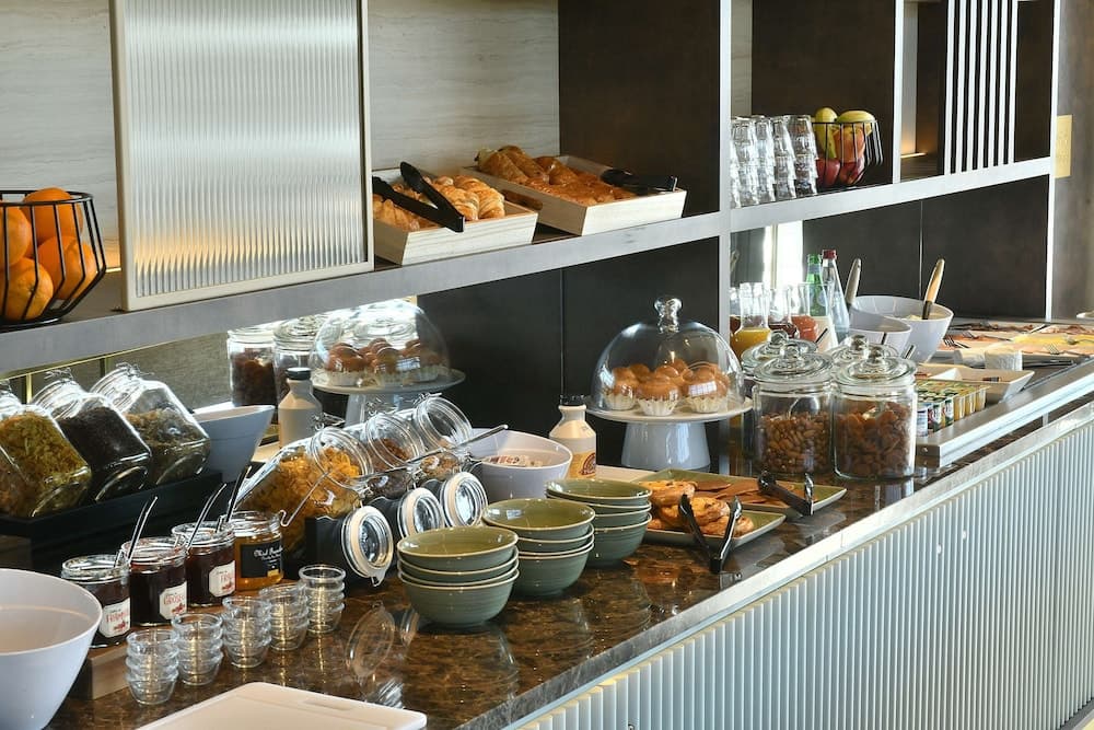 Golden Tulip Reims photo 8
