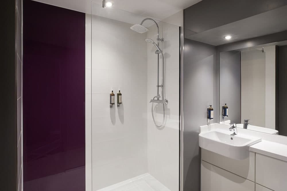 Premier Inn Gloucester - Quayside photo 5