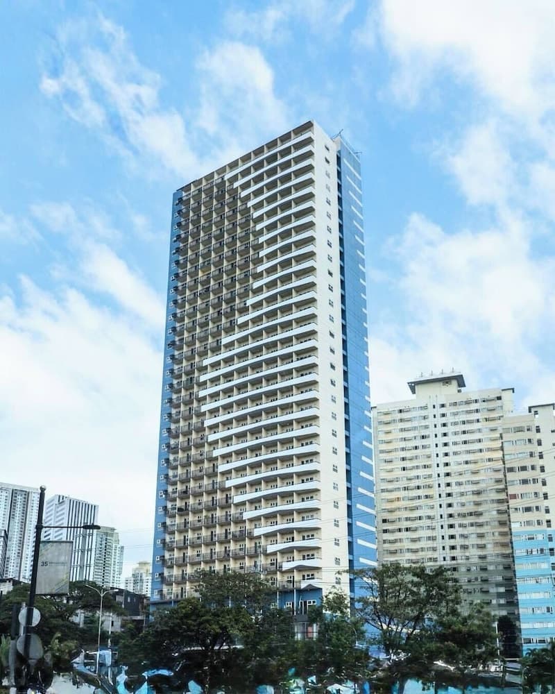 Novel Hotel Manila